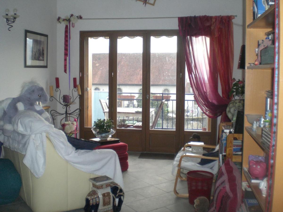 Chez Nous. B & B Bassy Eksteriør billede